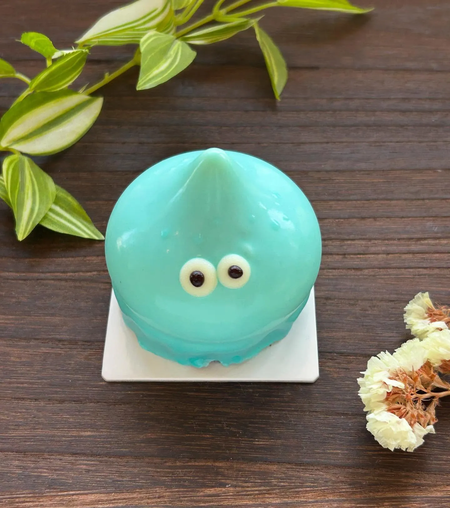 商品紹介 モンスターケーキ