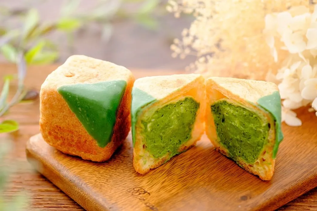 商品紹介　四角いシュークリーム