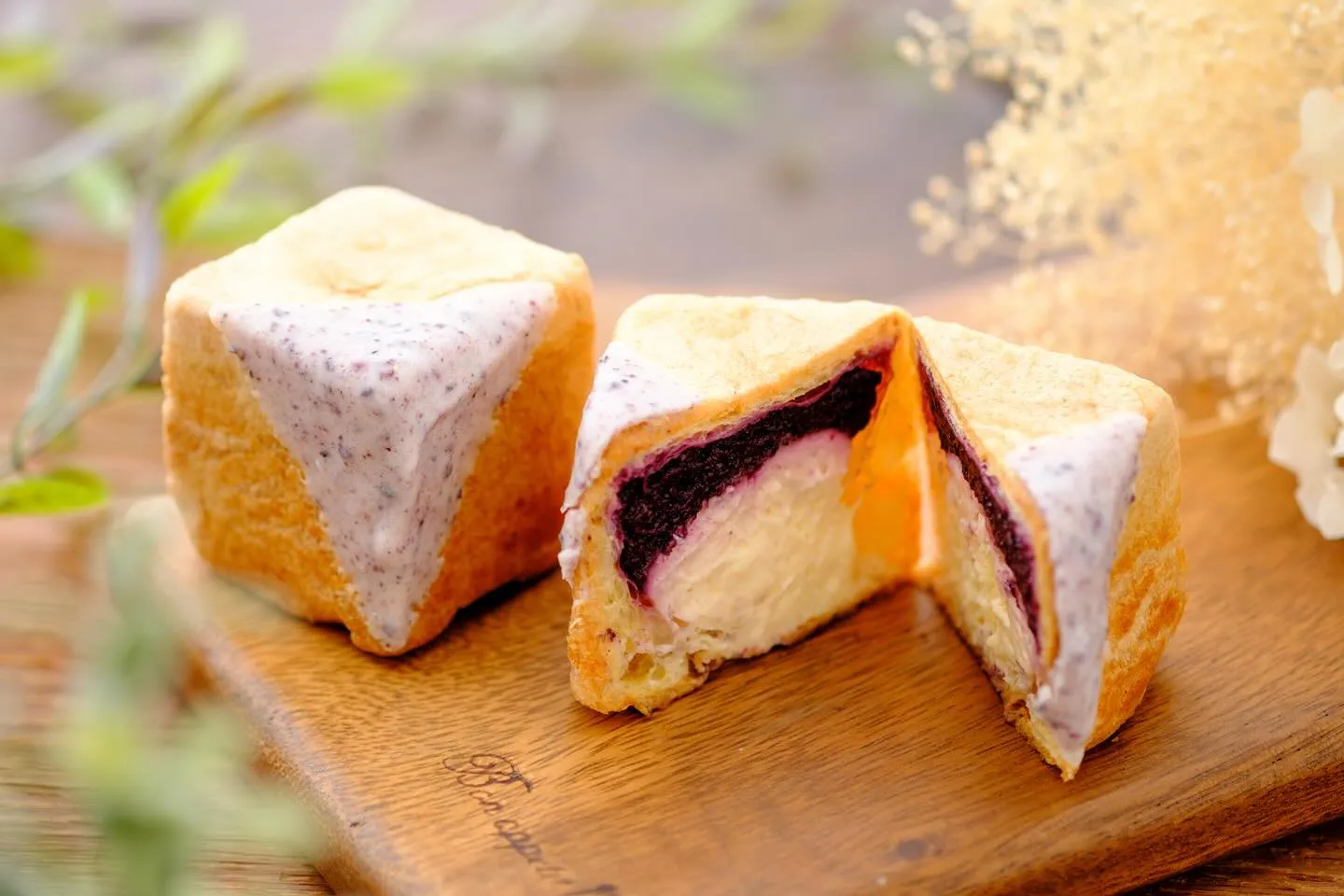 商品紹介　四角いシュークリーム